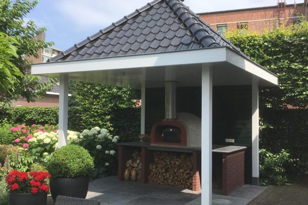 Terrasoverkapping met buitenkeuken