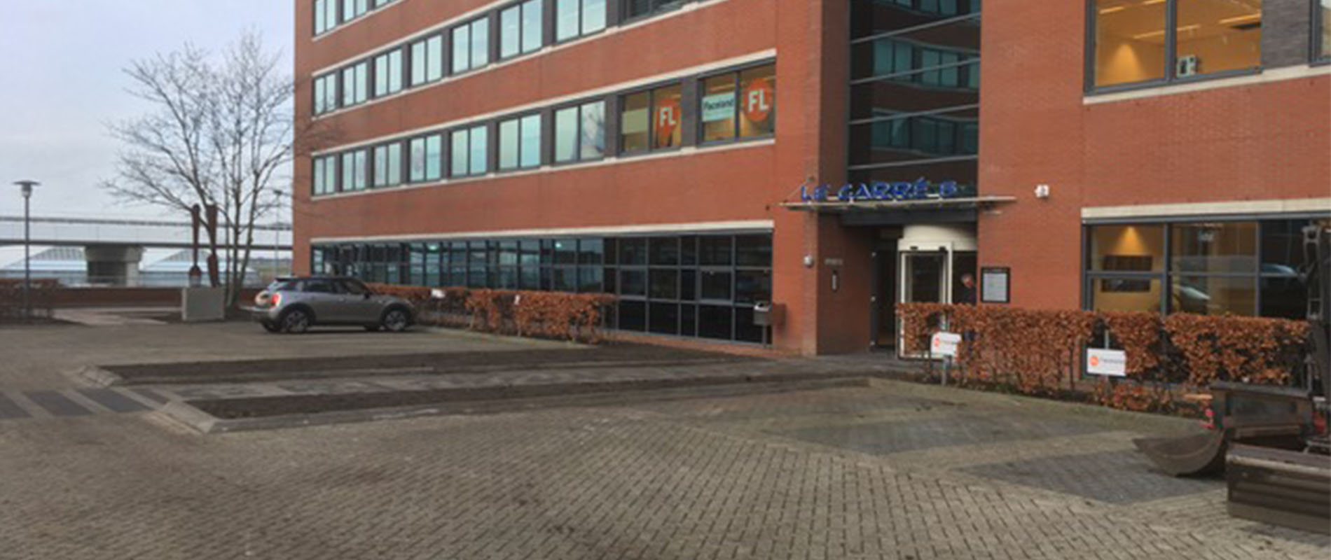 Renovatie kantoortuin en parkeerdek