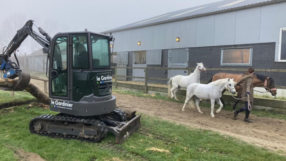 Aanleg paarden cross terrein